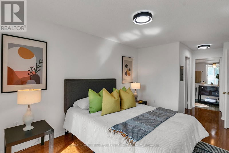  411 - 109 Front Street East Toronto (Moss Park), M5A4P7 | Image 11