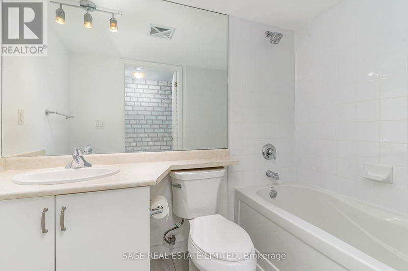  472 - 209 Fort York Boulevard  Toronto (Niagara), M5V4A1 | Image 16