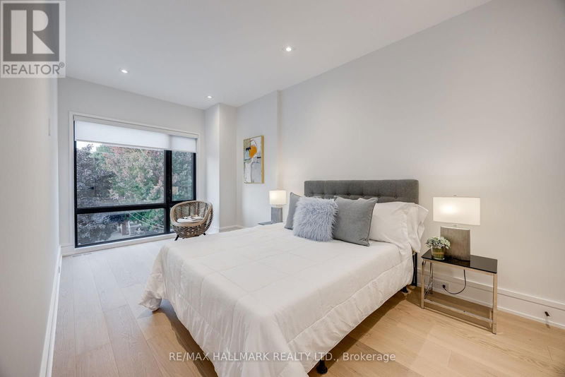 269 St Germain Avenue  Toronto (Lawrence Park North), M5M1W4 | Image 25