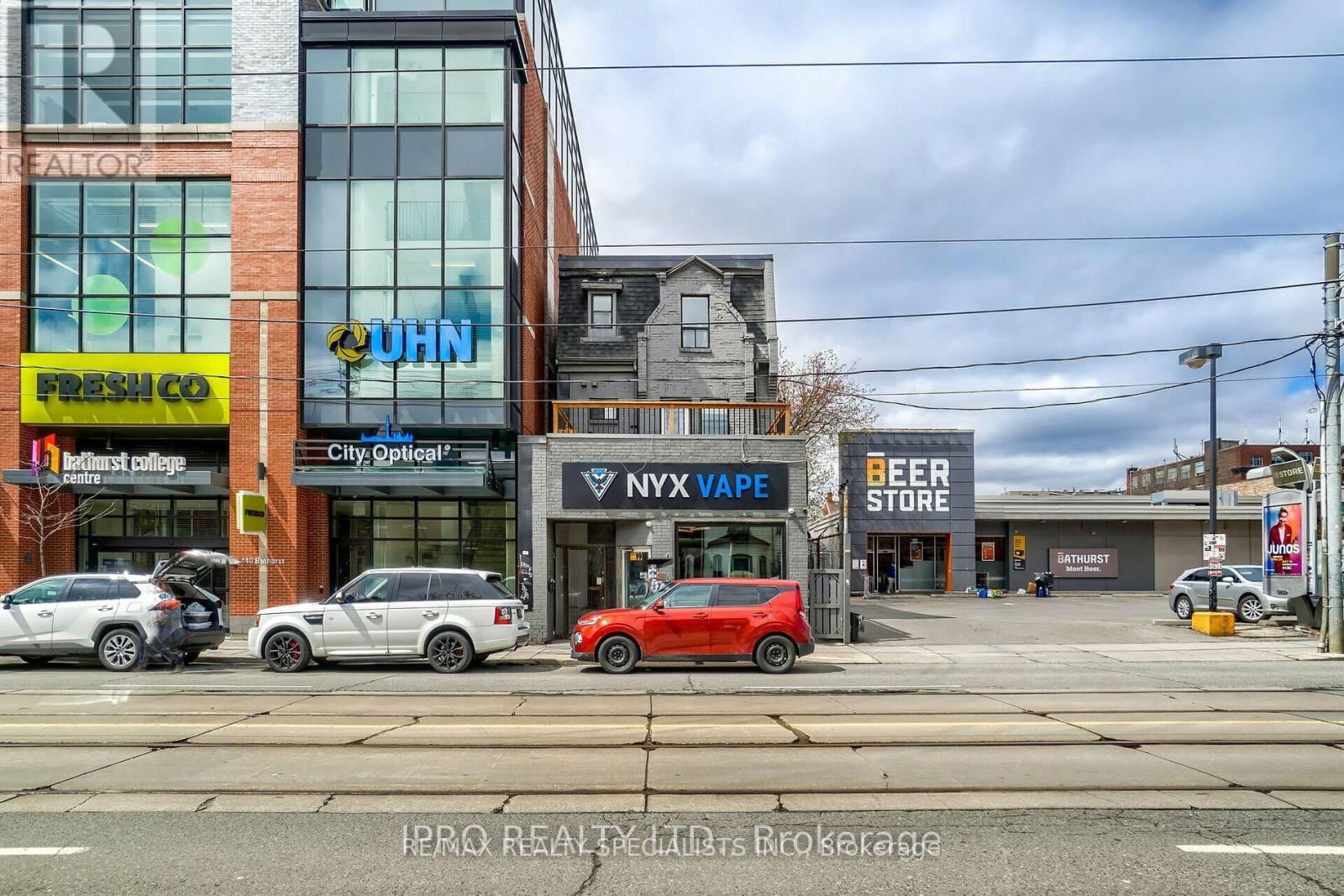 1 - 450 BATHURST STREET Image 4