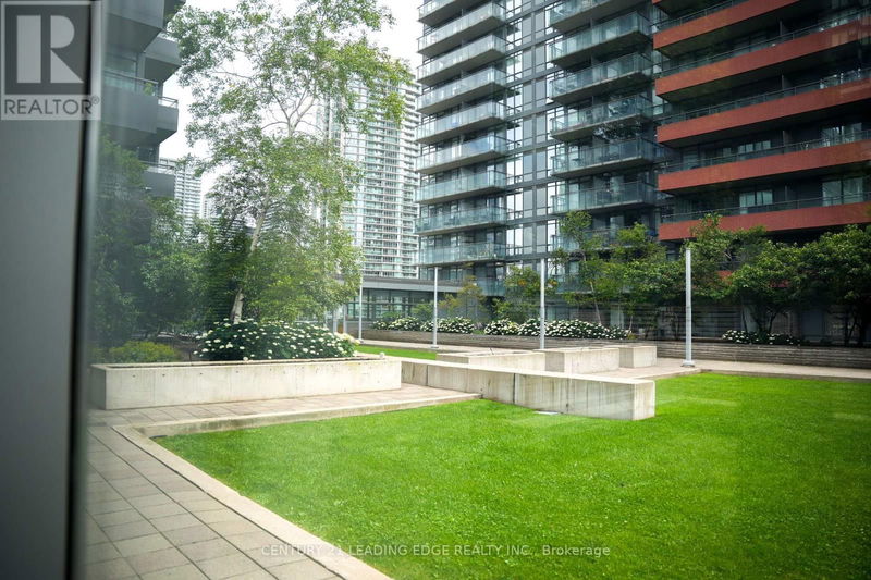  3111 - 25 TELEGRAM Mews  Toronto (Waterfront Communities), M5V3Z1 | Image 23