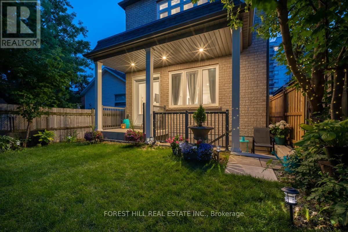 611 NORTHCLIFFE BOULEVARD Image 31