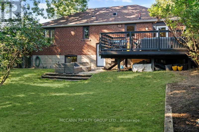 69 Carmichael Avenue  Toronto (Bedford Park-Nortown), M5M2W8 | Image 36