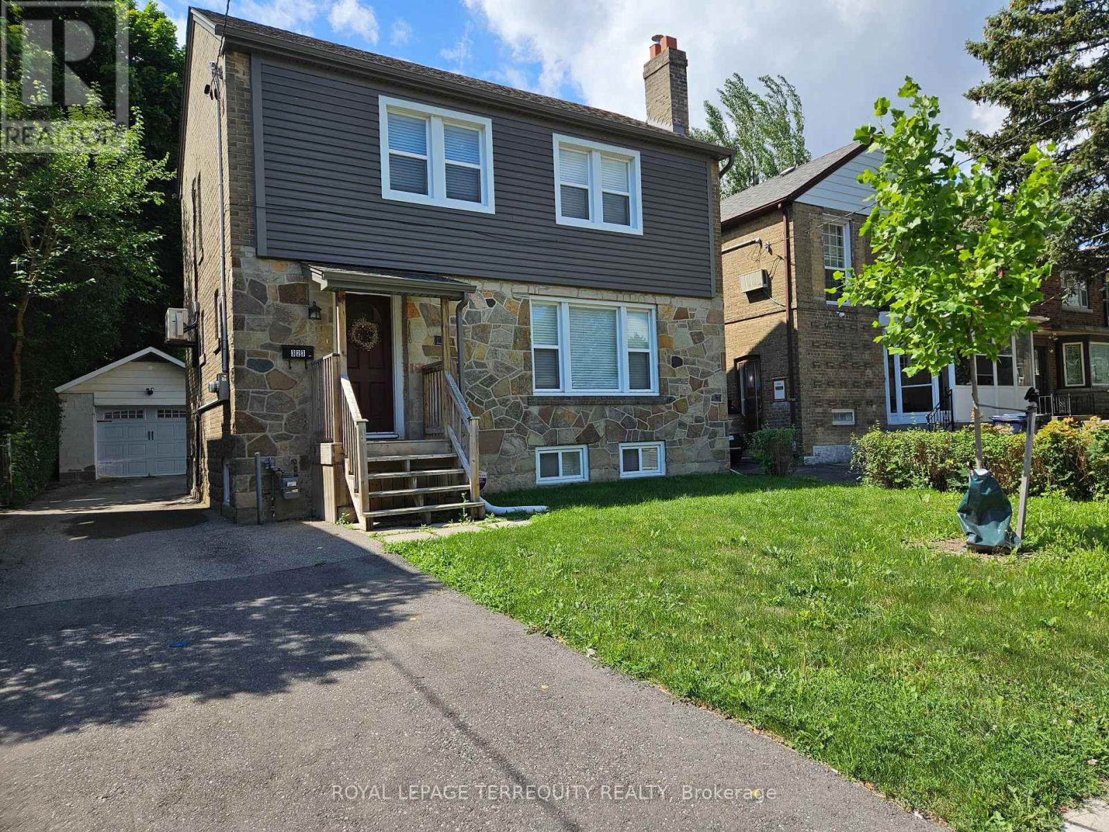 323 LAWRENCE AVENUE W Image 1