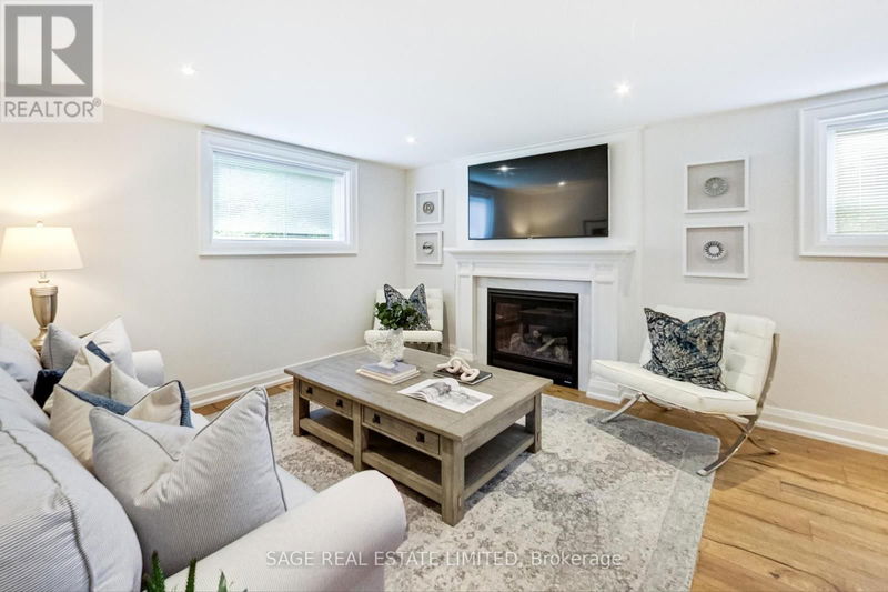 164 Sweeney Drive  Toronto (Victoria Village), M4A1V2 | Image 25