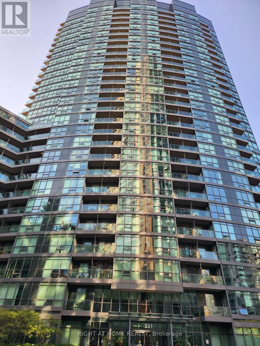 115 - 231 FORT YORK BOULEVARD Image 1