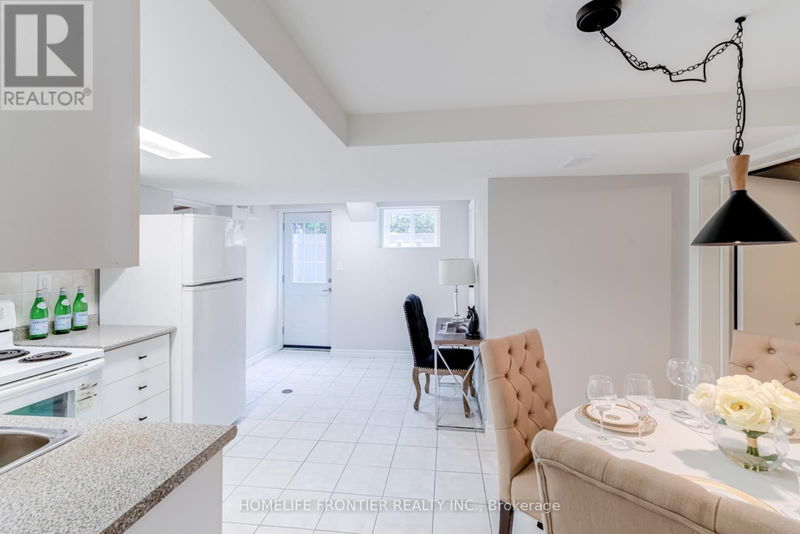 26 Flaremore Crescent  Toronto (Bayview Village), M2K1V1 | Image 27