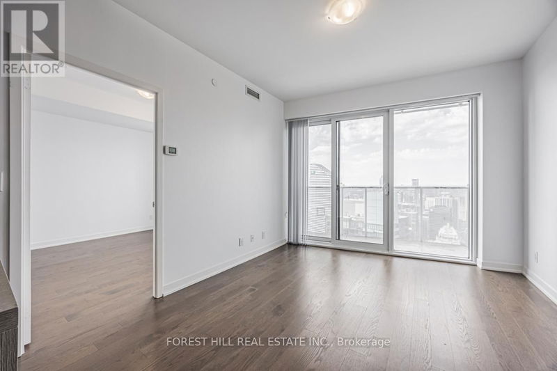  6403 - 100 Harbour Street  Toronto (Waterfront Communities), M5J0B5 | Image 3