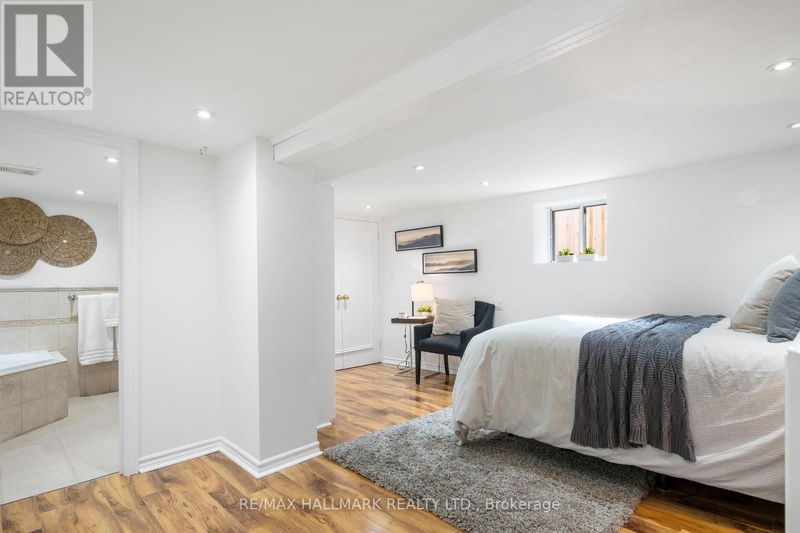 55 Appleton Avenue  Toronto (Oakwood Village), M6E3A4 | Image 30