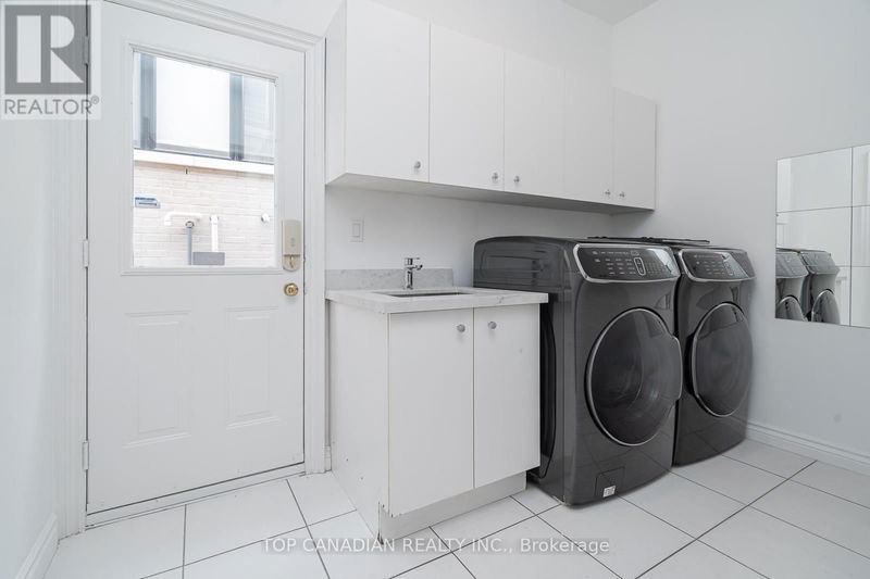 130 Munro Boulevard  Toronto (St. Andrew-Windfields), M2P1C6 | Image 31