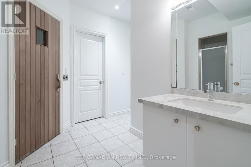 130 Munro Boulevard  Toronto (St. Andrew-Windfields), M2P1C6 | Image 36