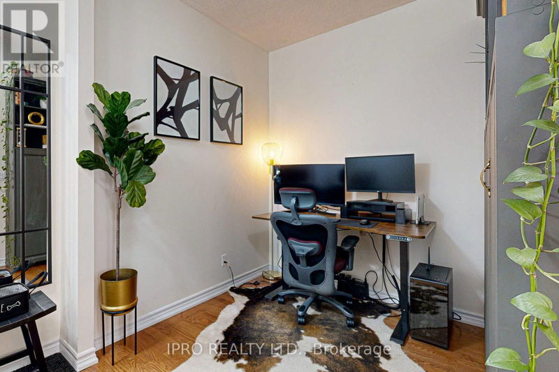  203 - 4200 Bathurst Street  Toronto (Clanton Park), M3H6C7 | Image 10