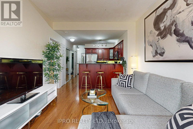  203 - 4200 Bathurst Street  Toronto (Clanton Park), M3H6C7 | Image 18