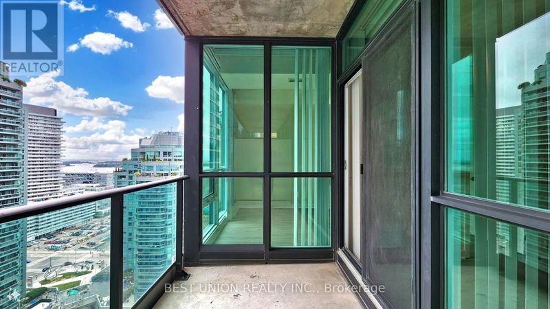  2407 - 33 Bay Street  Toronto (Waterfront Communities), M5J2Z3 | Image 21