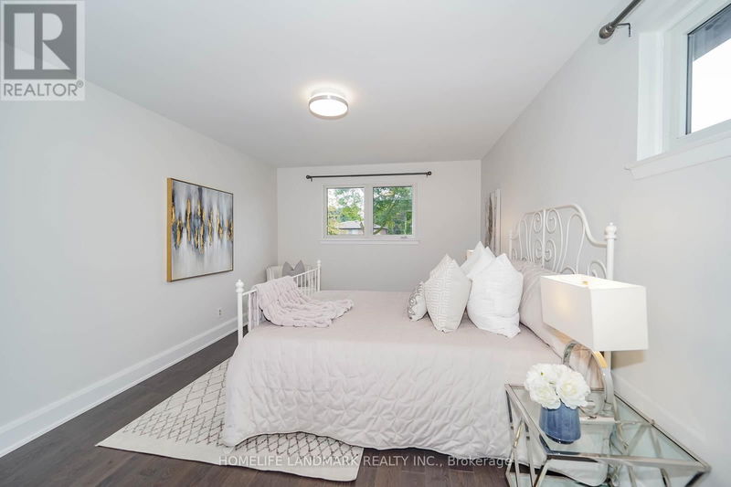 80 Kingslake Road  Toronto (Don Valley Village), M2J3E5 | Image 6