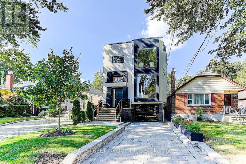 22 Carmichael Avenue  Toronto (Bedford Park-Nortown), M5M2W6 | Image 1