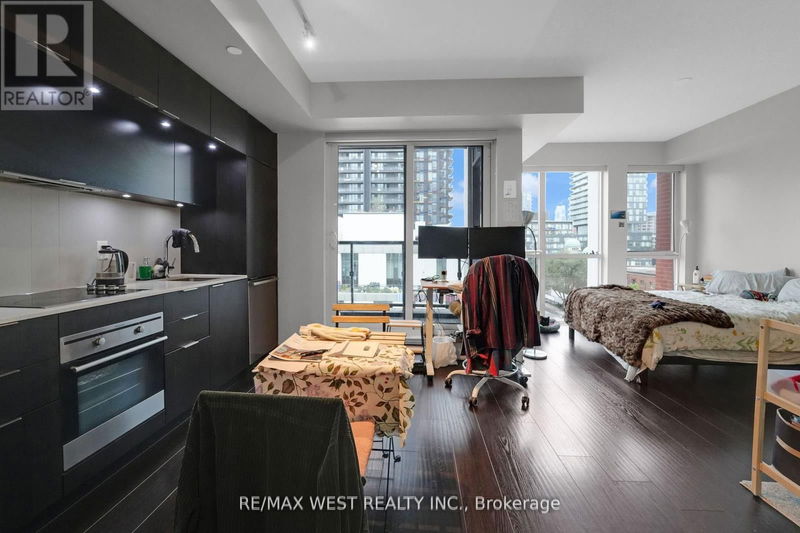  614 - 170 Sumach Street  Toronto (Regent Park), M5A0C3 | Image 3