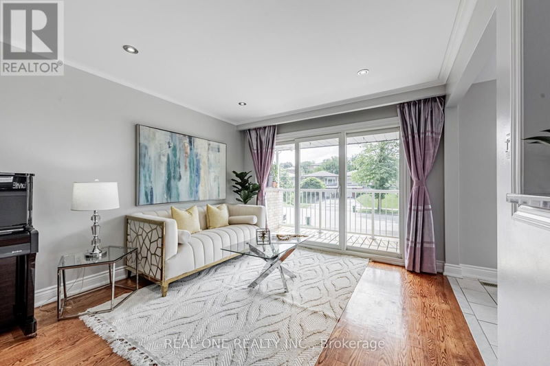 22 Sepia Drive  Toronto (Pleasant View), M2J4G1 | Image 4