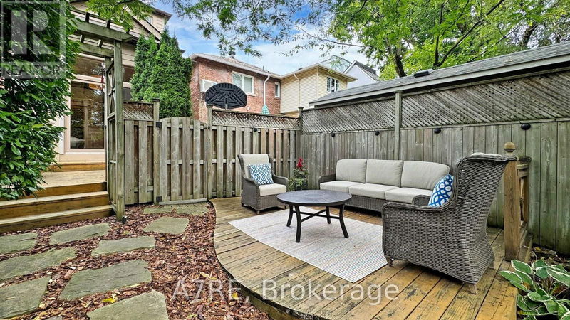 149 Castlefield Avenue  Toronto (Yonge-Eglinton), M4R1G6 | Image 26