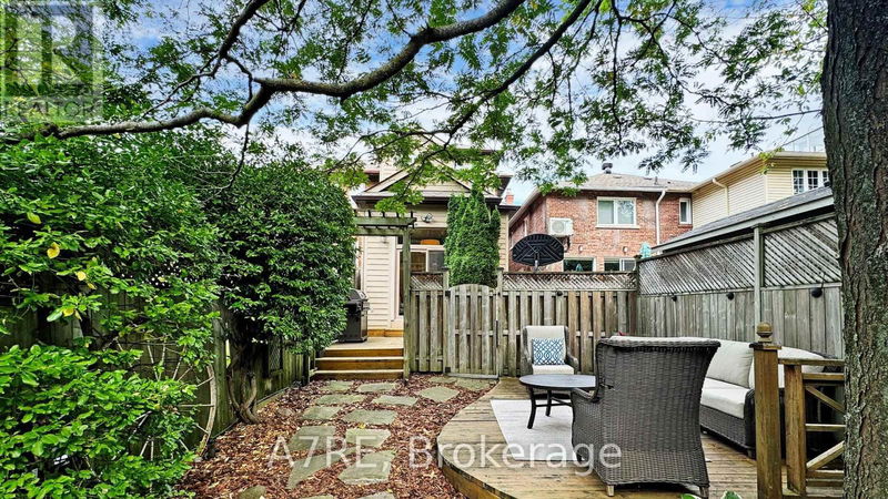 149 Castlefield Avenue  Toronto (Yonge-Eglinton), M4R1G6 | Image 30