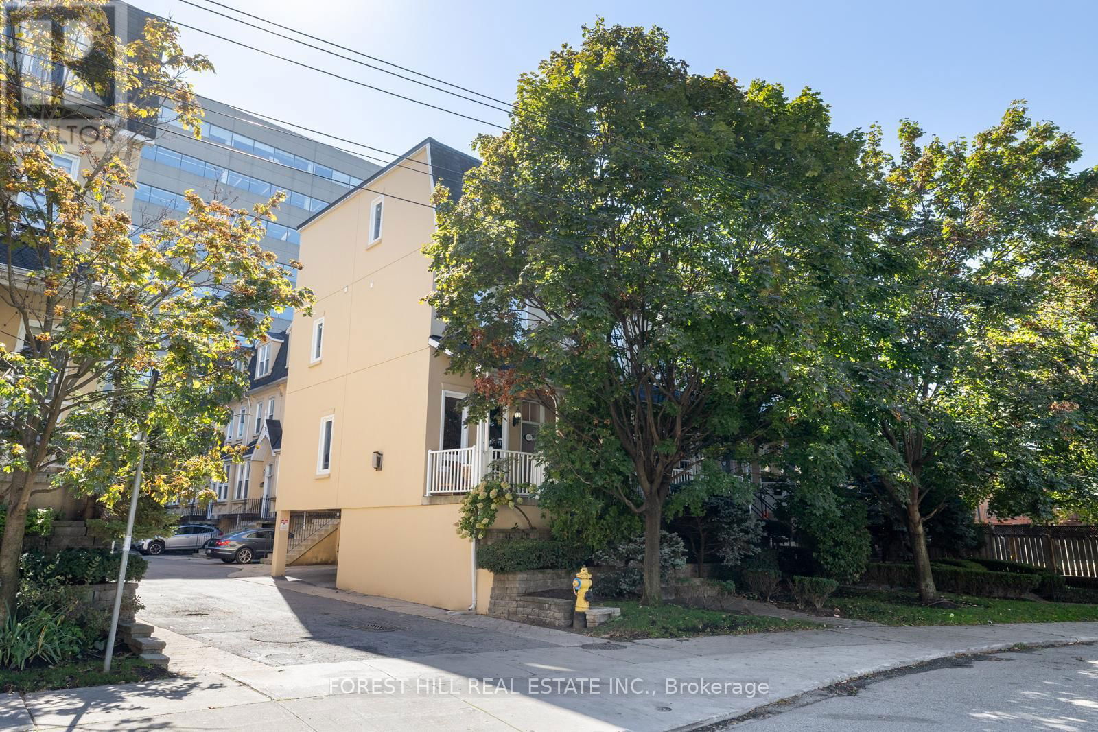 609 ADELAIDE STREET W Image 25