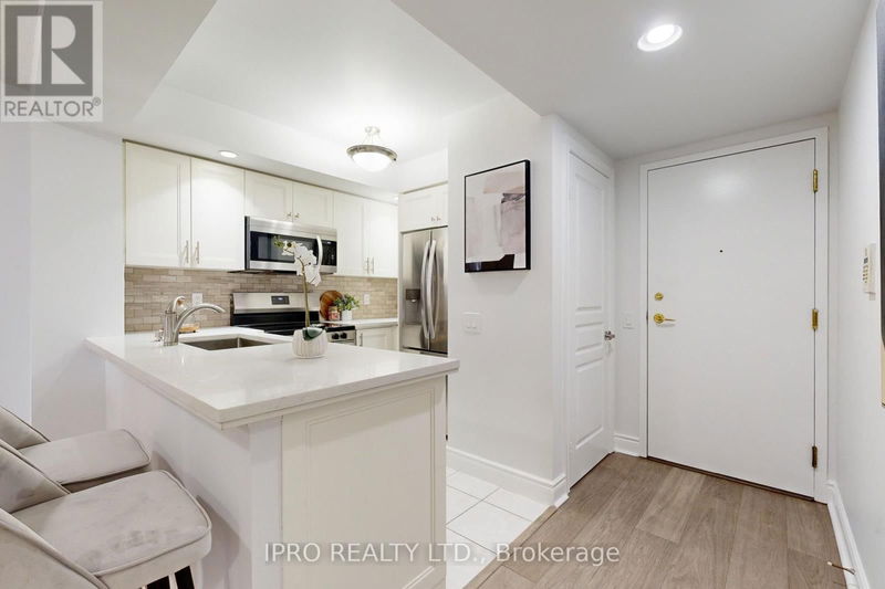  1807 - 5 Northtown Way  Toronto (Willowdale East), M2N7A1 | Image 10