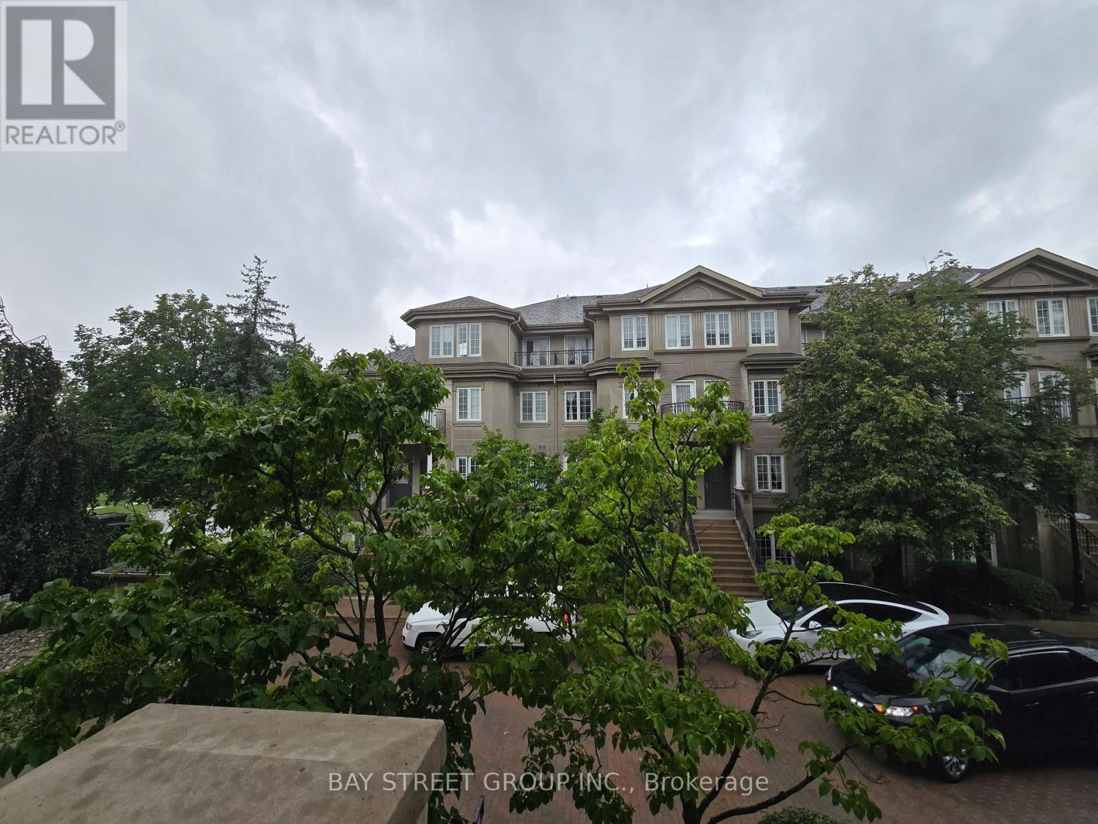 C5 - 108 FINCH AVENUE W Image 28