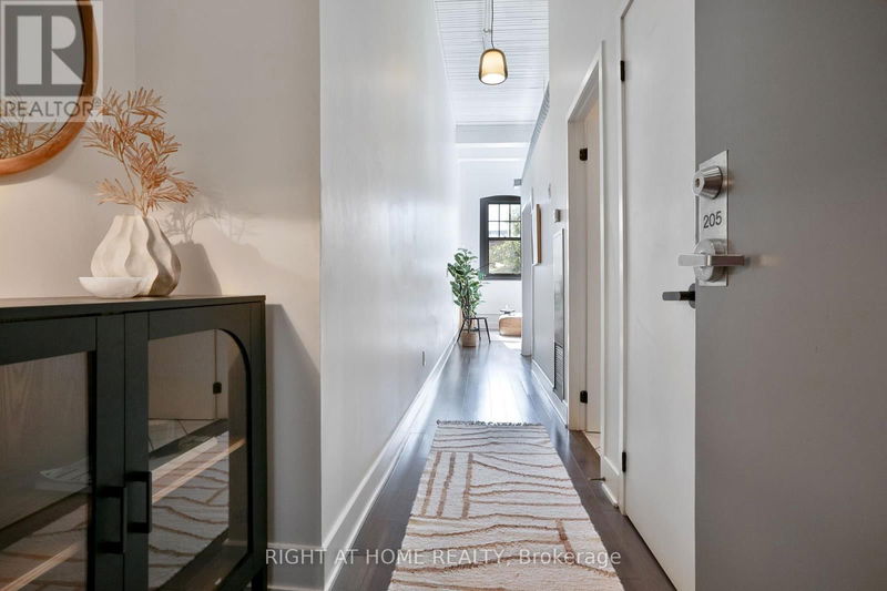  205 - 183 Dovercourt Road  Toronto (Trinity-Bellwoods), M6J3C1 | Image 2