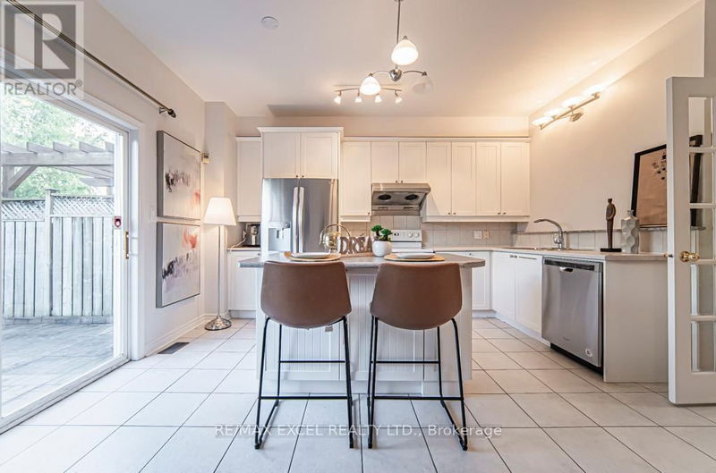 17 Preakness Drive  Toronto (Banbury-Don Mills), M3B3S2 | Image 11