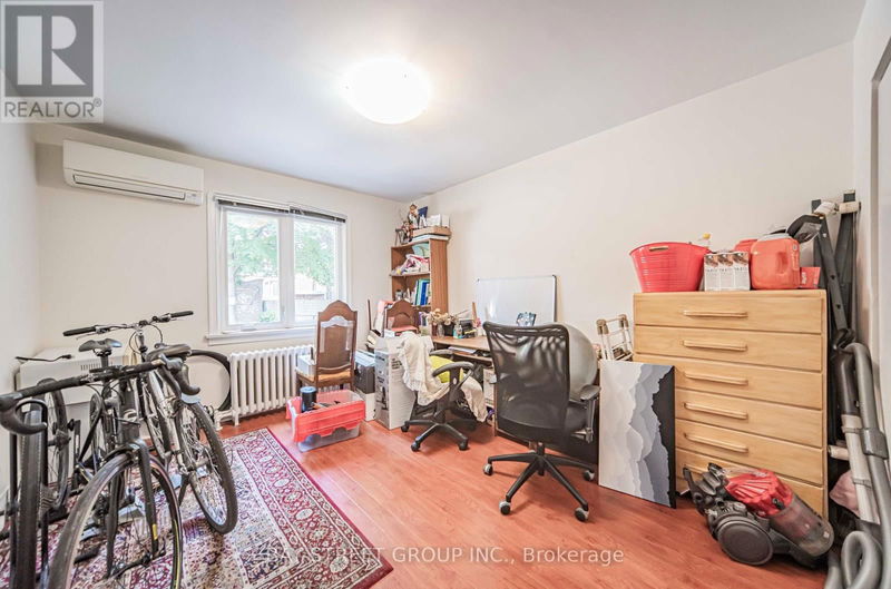 65 Spadina Road  Toronto (Annex), M5R2T1 | Image 22