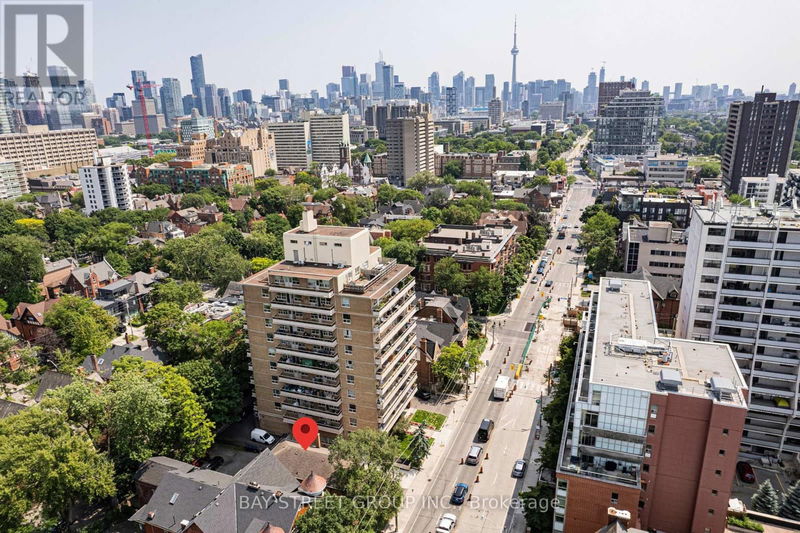 65 Spadina Road  Toronto (Annex), M5R2T1 | Image 3