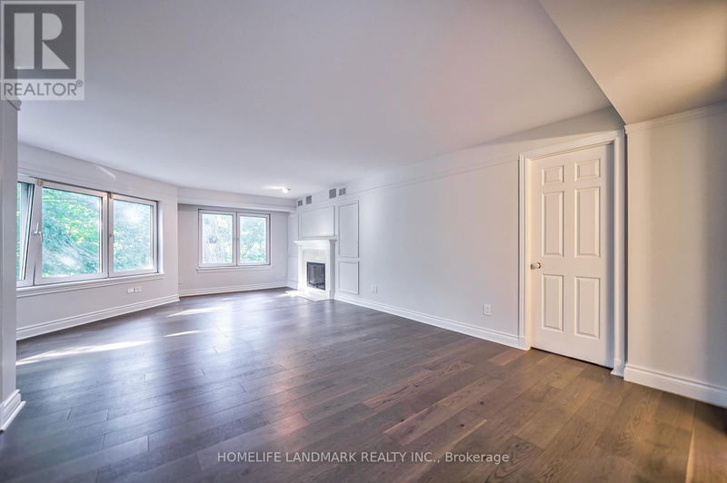 30 Bennington Heights Drive  Toronto (Leaside), M4G1A6 | Image 18