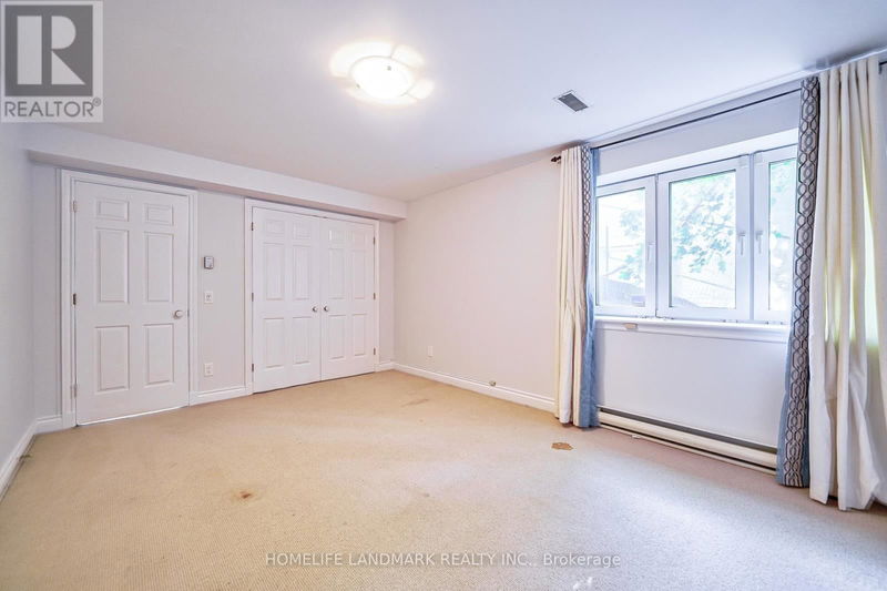 30 Bennington Heights Drive  Toronto (Leaside), M4G1A6 | Image 33