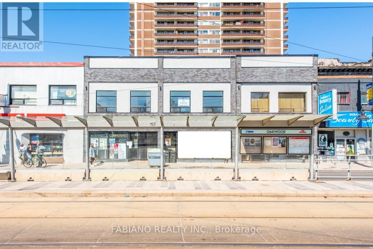 940 ST CLAIR AVENUE W Image 1