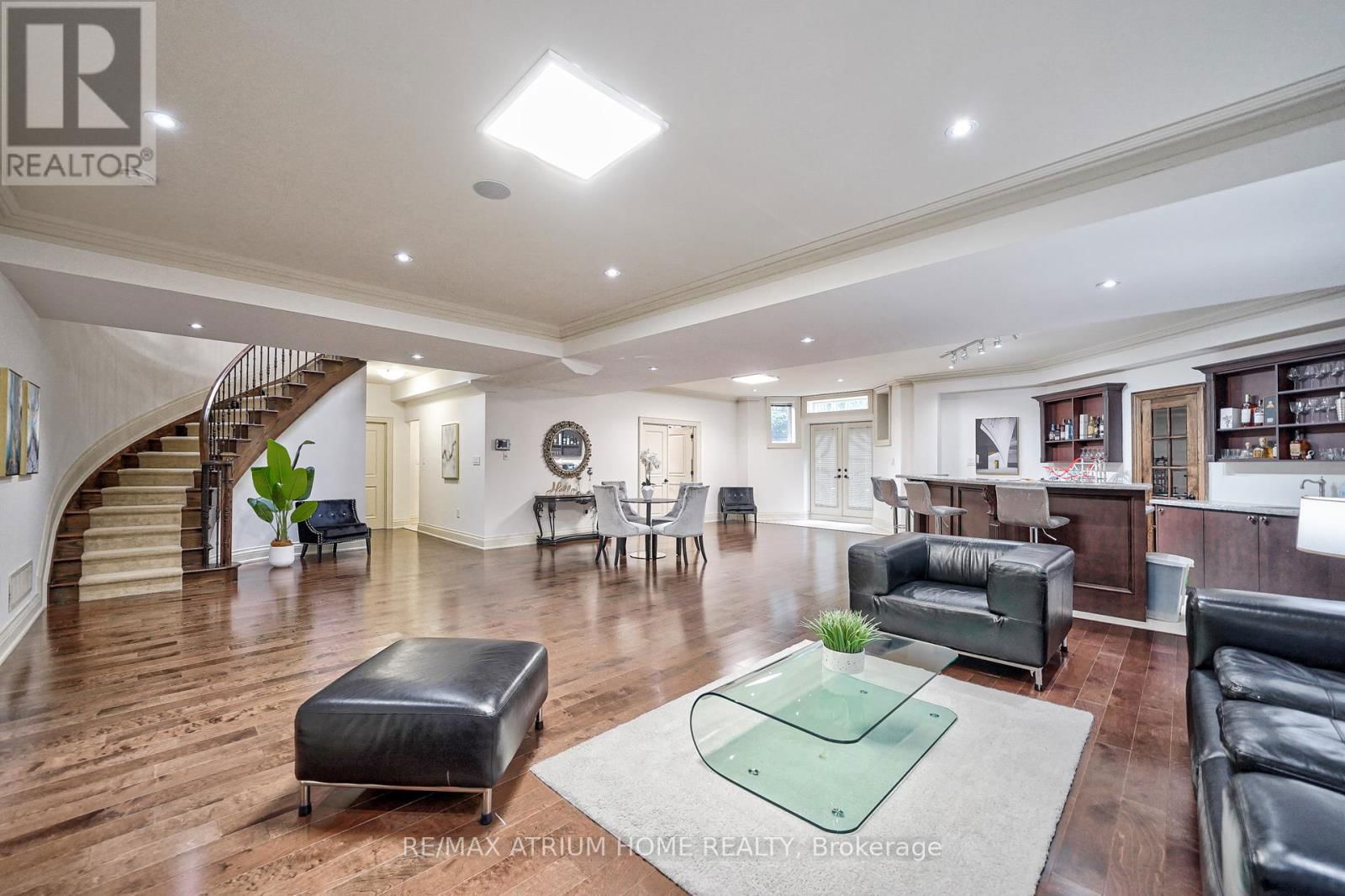 18 HEATHCOTE AVENUE Image 35