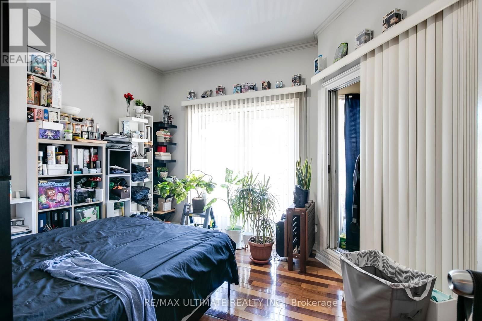 217 OSSINGTON AVENUE Image 21