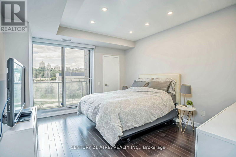  Th03 - 129 McMahon Drive  Toronto (Bayview Village), M2K0C2 | Image 20