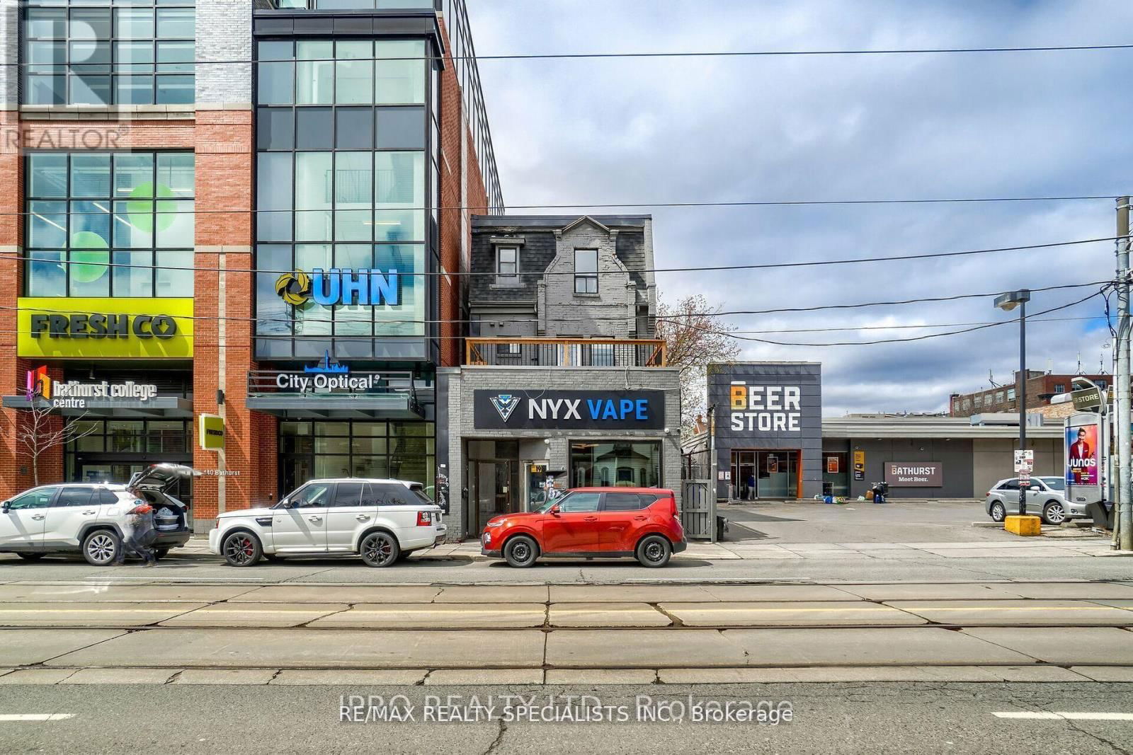 450 BATHURST STREET Image 2