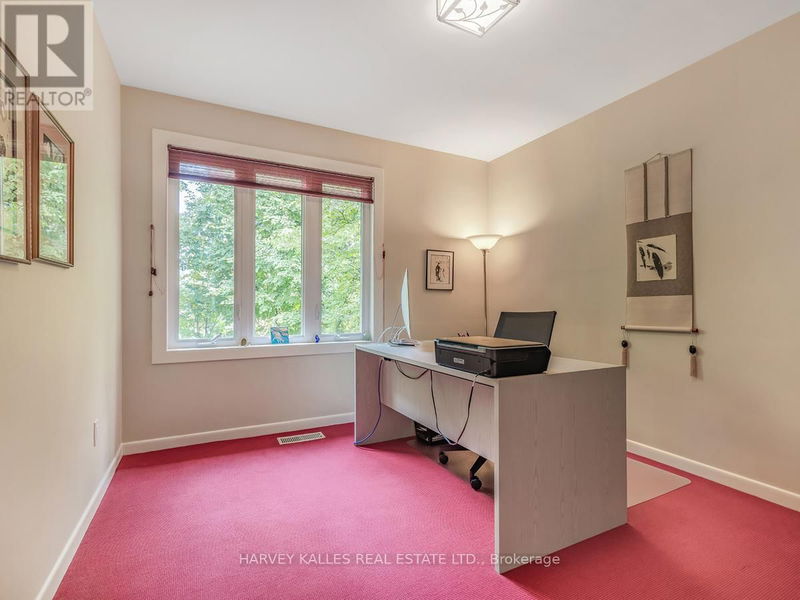 93 Elmsthorpe Avenue  Toronto (Forest Hill South), M5P2L8 | Image 23