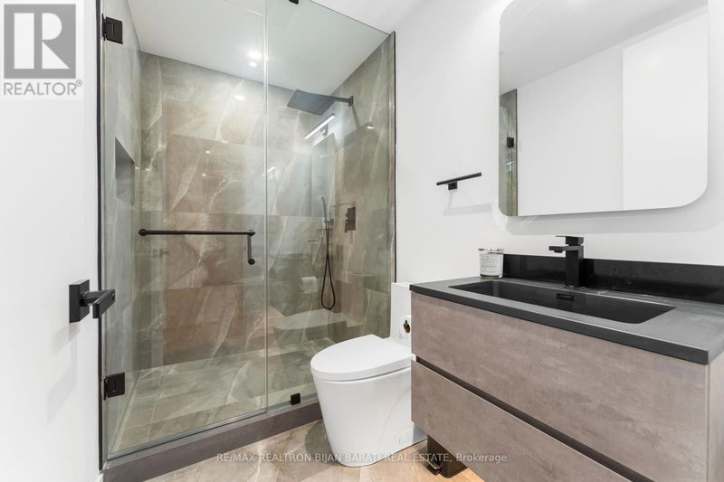 38 Woodthrush Court  Toronto (Bayview Village), M2K2B1 | Image 33