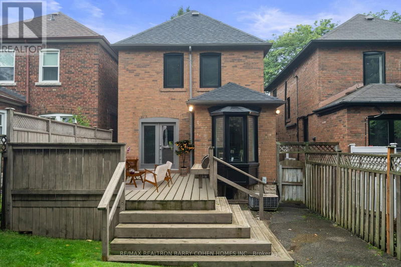 488 Roselawn Avenue  Toronto (Lawrence Park South), M5N1J8 | Image 27