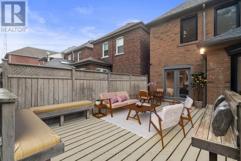 488 Roselawn Avenue  Toronto (Lawrence Park South), M5N1J8 | Image 28