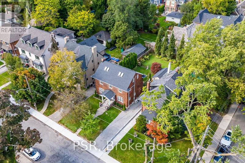 170 Strathallan Boulevard  Toronto (Lawrence Park South), M5N1T1 | Image 2