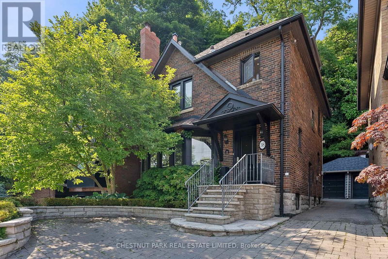 38 Poplar Plains Crescent  Toronto (Casa Loma), M4V1E8 | Image 1