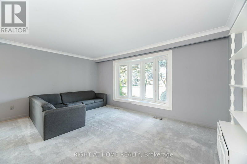 22 Coral Cove Crescent  Toronto (Parkwoods-Donalda), M3A1G8 | Image 14