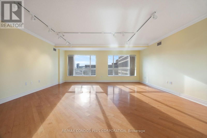  1610 - 889 Bay Street  Toronto (Bay Street Corridor), M5S3K5 | Image 5