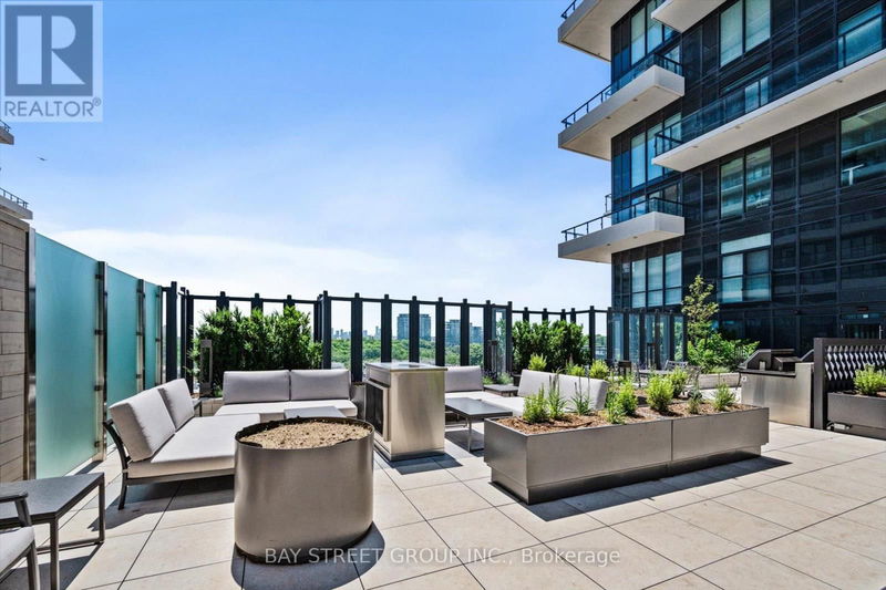  2707 - 30 Inn On The Park Drive  Toronto (Banbury-Don Mills), M3C0P8 | Image 28