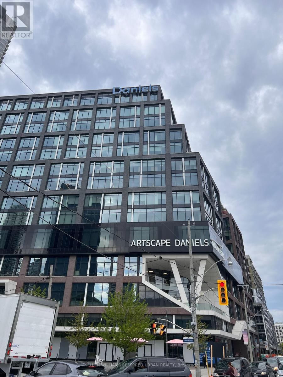 717 - 130 QUEENS QUAY EAST STREET N Image 11