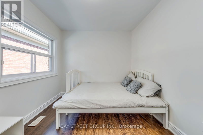 90 Avondale Avenue  Toronto (Willowdale East), M2N2V2 | Image 14