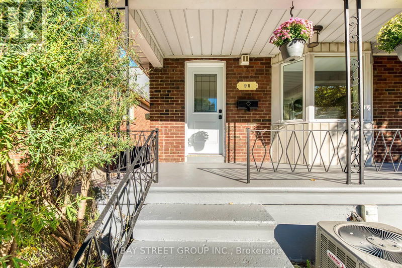 90 Avondale Avenue  Toronto (Willowdale East), M2N2V2 | Image 3